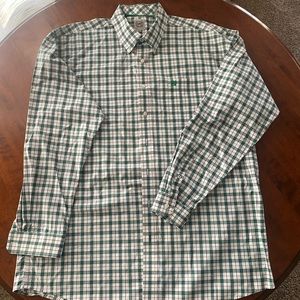 Men’s Cinch plaid button down shirt.